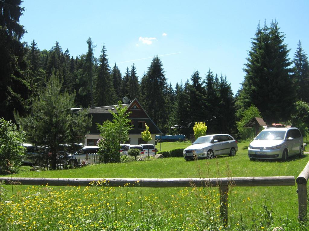 Penzion Pod Dobakom Lazisko Exterior foto