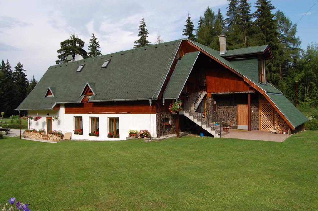 Penzion Pod Dobakom Lazisko Exterior foto